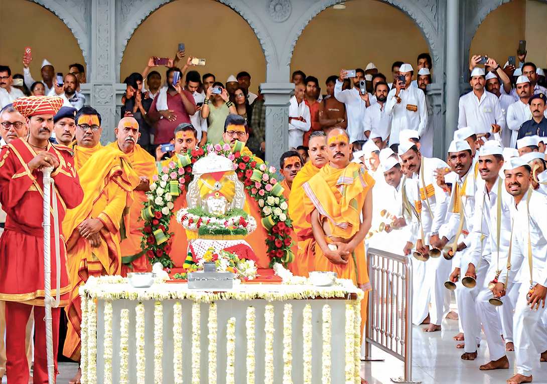  संस्थानातील धार्मिक कार्यक्रम/पालखी सोहळा